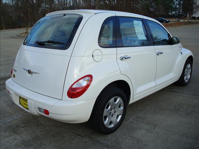 2009 Chrysler PT Cruiser Base
