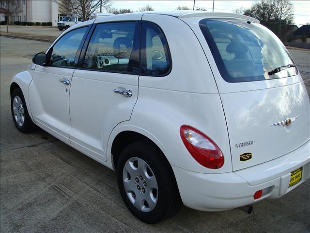 2009 Chrysler PT Cruiser Base