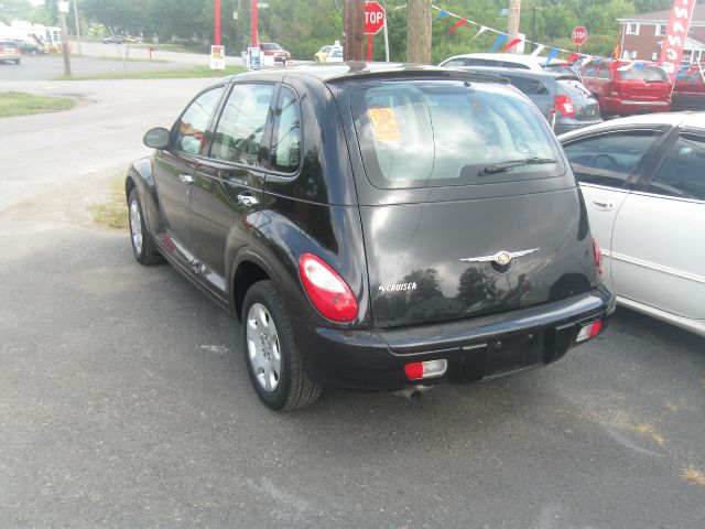 2009 Chrysler PT Cruiser Base