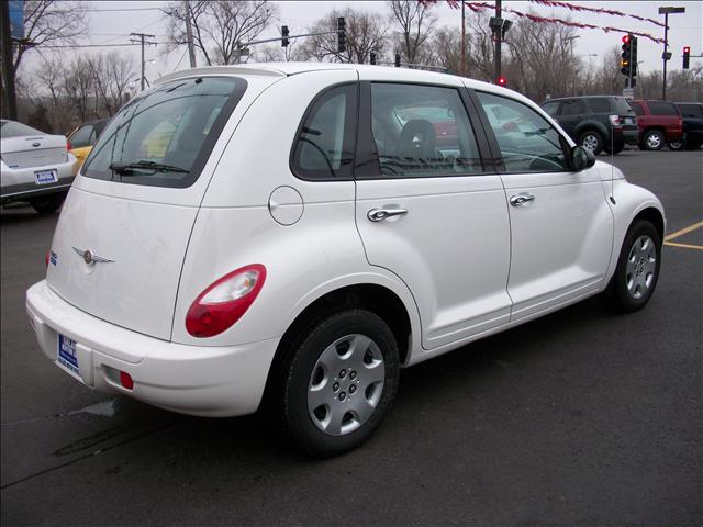 2009 Chrysler PT Cruiser Base