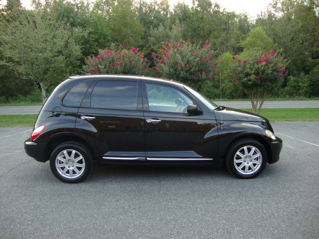 2010 Chrysler PT Cruiser Touring 4WD