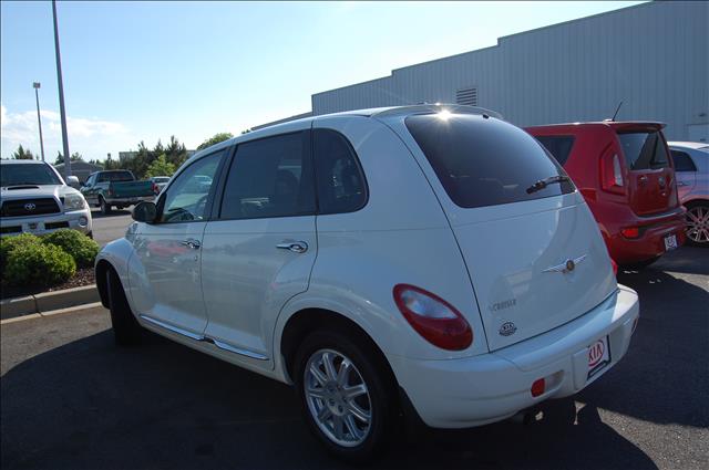 2010 Chrysler PT Cruiser Touring 4WD