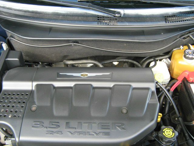 2004 Chrysler Pacifica EX - DUAL Power Doors