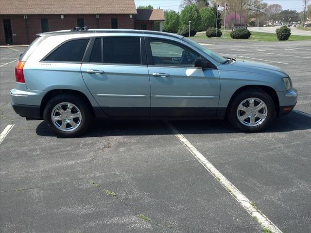 2004 Chrysler Pacifica Unknown
