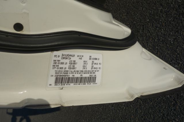 2004 Chrysler Pacifica EX - DUAL Power Doors