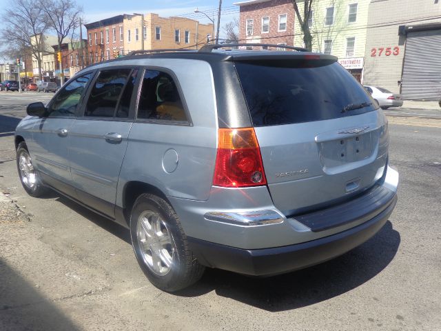 2004 Chrysler Pacifica EX - DUAL Power Doors
