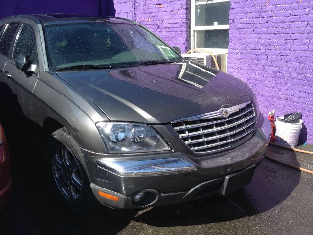 2004 Chrysler Pacifica LS Flex Fuel 4x4 This Is One Of Our Best Bargains