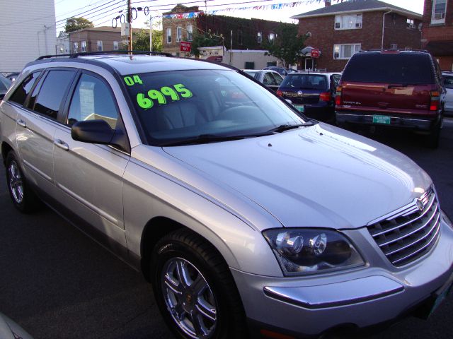 2004 Chrysler Pacifica EX - DUAL Power Doors