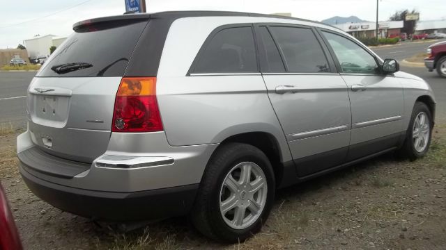 2004 Chrysler Pacifica EX - DUAL Power Doors
