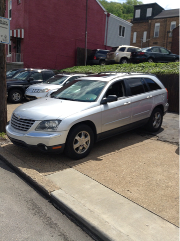 2004 Chrysler Pacifica EX - DUAL Power Doors