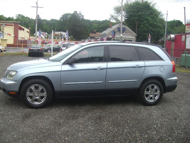 2004 Chrysler Pacifica EX - DUAL Power Doors