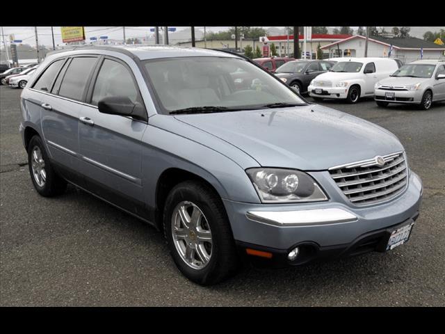 2004 Chrysler Pacifica Base