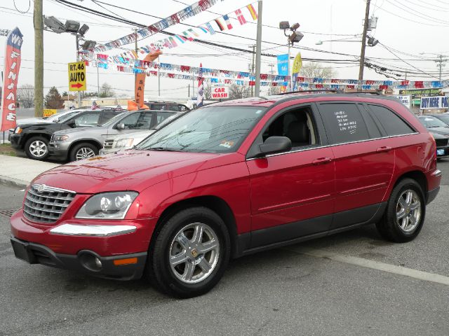 2004 Chrysler Pacifica EX - DUAL Power Doors