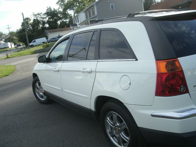 2004 Chrysler Pacifica EX - DUAL Power Doors