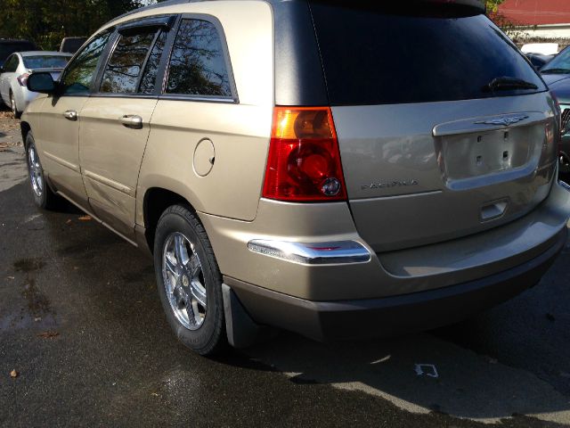 2004 Chrysler Pacifica EX - DUAL Power Doors