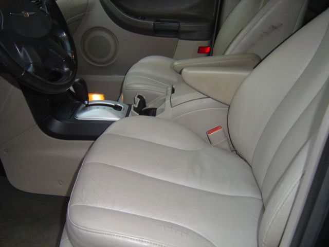 2004 Chrysler Pacifica EX - DUAL Power Doors