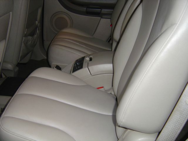 2004 Chrysler Pacifica EX - DUAL Power Doors