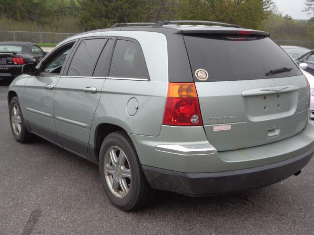 2004 Chrysler Pacifica Unknown