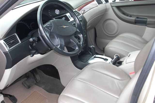 2004 Chrysler Pacifica EX - DUAL Power Doors