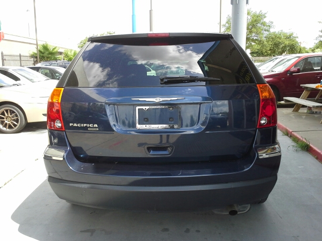 2005 Chrysler Pacifica (value Line)