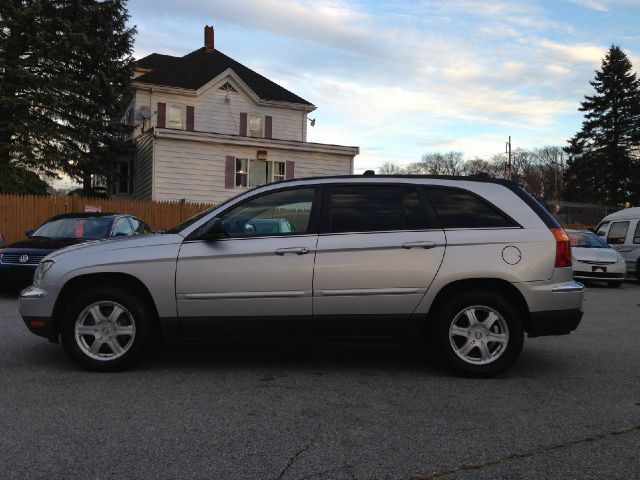 2005 Chrysler Pacifica (value Line)