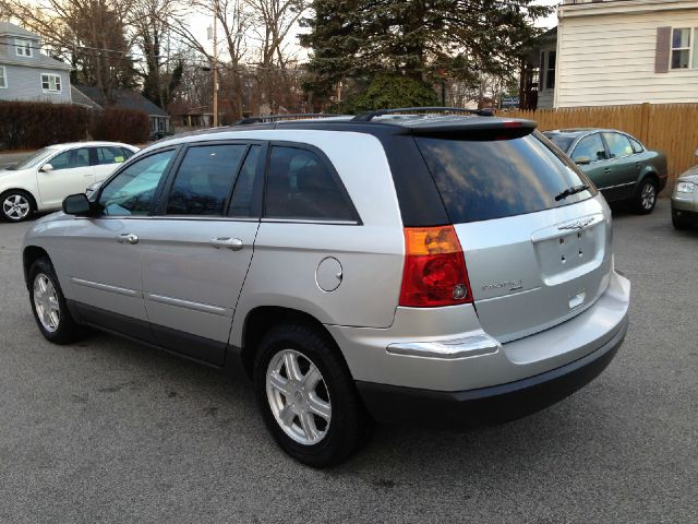 2005 Chrysler Pacifica (value Line)