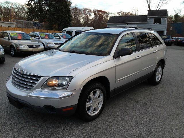2005 Chrysler Pacifica (value Line)