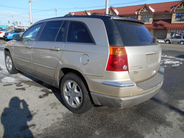 2005 Chrysler Pacifica (value Line)