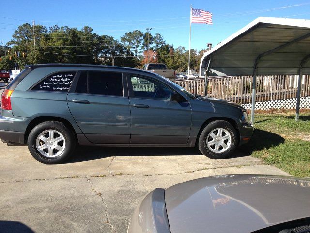 2005 Chrysler Pacifica (value Line)
