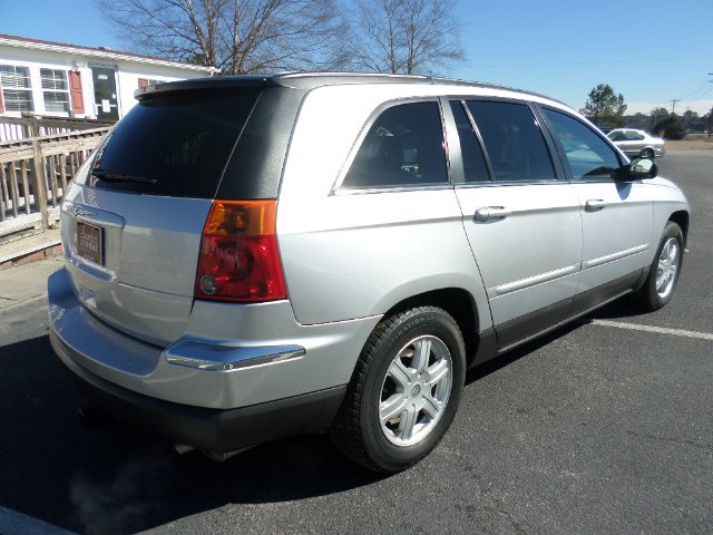 2005 Chrysler Pacifica (value Line)