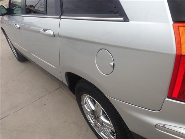 2005 Chrysler Pacifica (value Line)