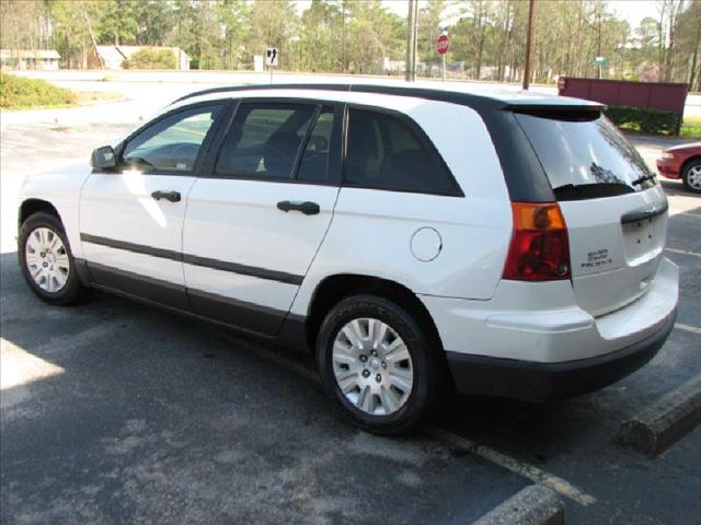 2005 Chrysler Pacifica LS Sedan Hatchback