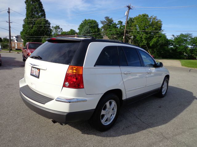 2005 Chrysler Pacifica (value Line)