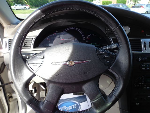 2005 Chrysler Pacifica (value Line)