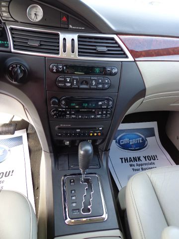 2005 Chrysler Pacifica (value Line)