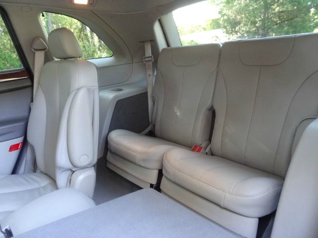 2005 Chrysler Pacifica GT Premium