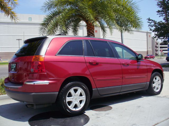 2005 Chrysler Pacifica (value Line)
