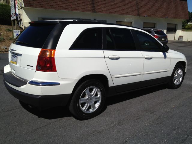2005 Chrysler Pacifica GT Premium