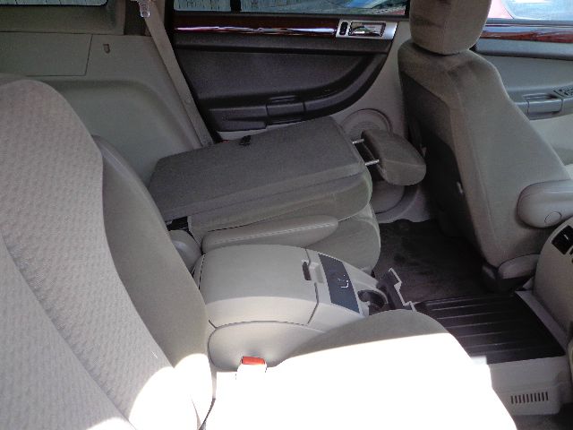 2005 Chrysler Pacifica (value Line)