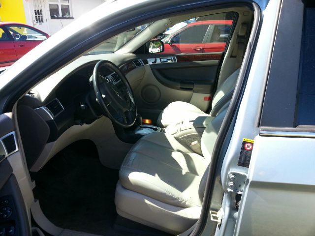 2005 Chrysler Pacifica (value Line)