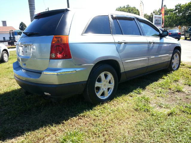2005 Chrysler Pacifica (value Line)
