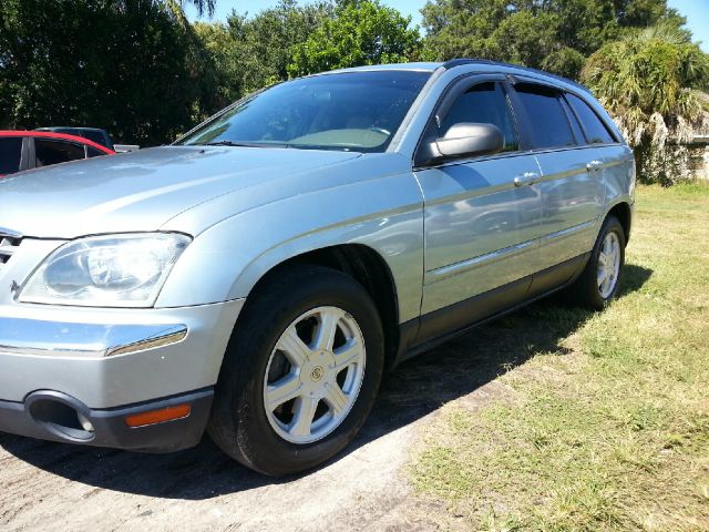 2005 Chrysler Pacifica (value Line)