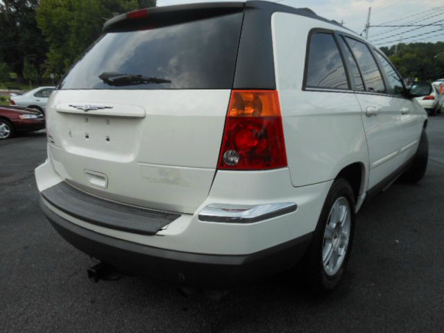 2005 Chrysler Pacifica (value Line)