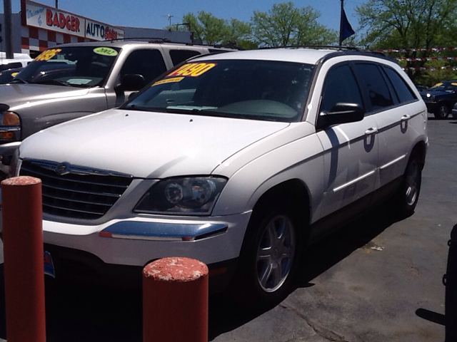 2005 Chrysler Pacifica (value Line)
