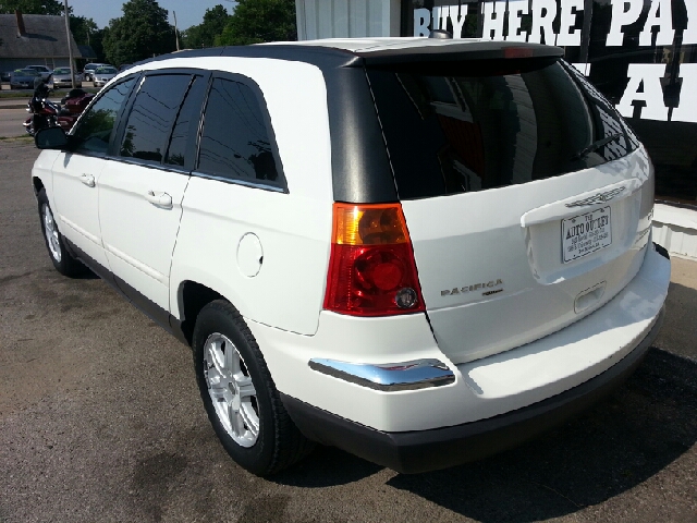 2005 Chrysler Pacifica GT Premium