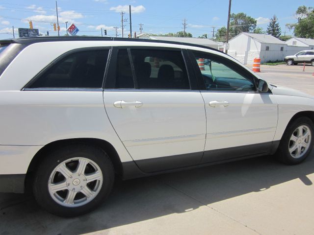 2005 Chrysler Pacifica (value Line)