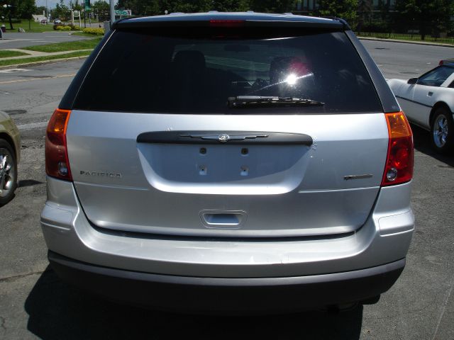 2005 Chrysler Pacifica EX - DUAL Power Doors