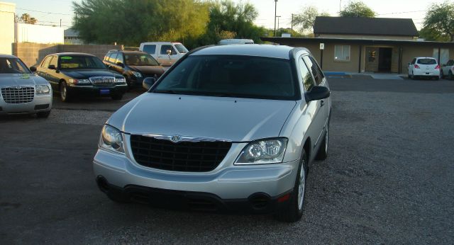2005 Chrysler Pacifica LS Flex Fuel 4x4 This Is One Of Our Best Bargains