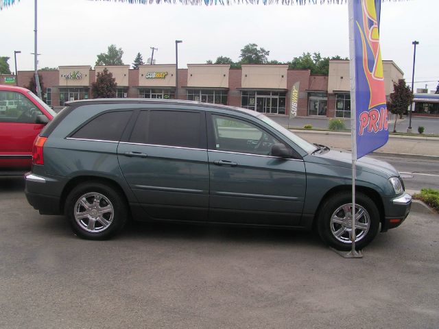 2005 Chrysler Pacifica GT Premium