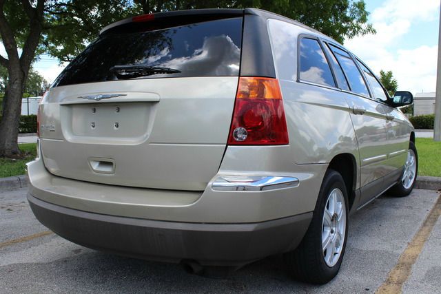 2005 Chrysler Pacifica (value Line)